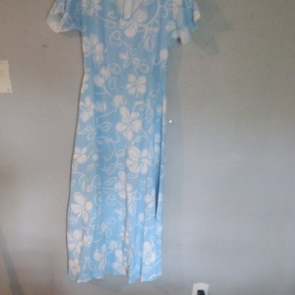 Blue Floral Maxi Dress - Picture 1 of 5